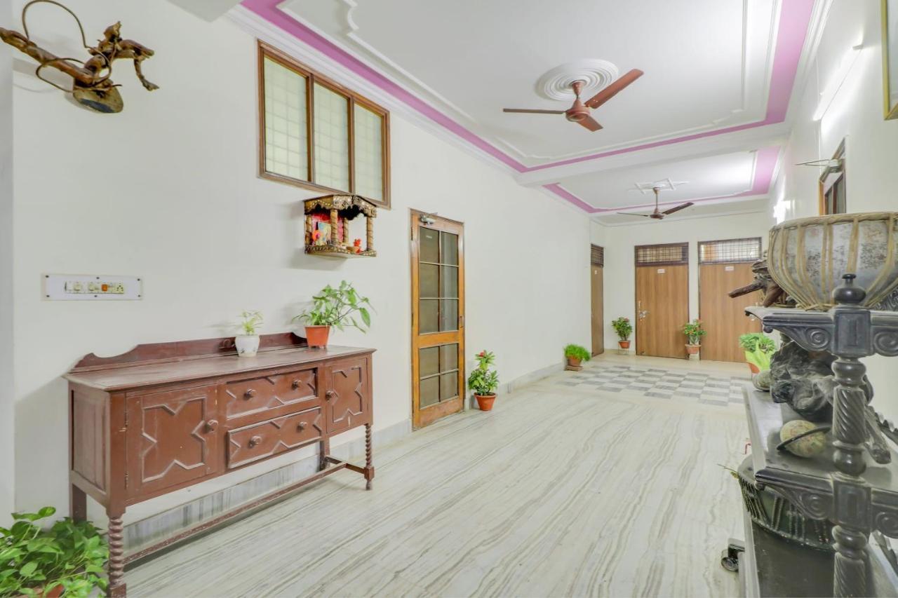 Super Oyo Capital O Heritage House Colonelganj Екстер'єр фото