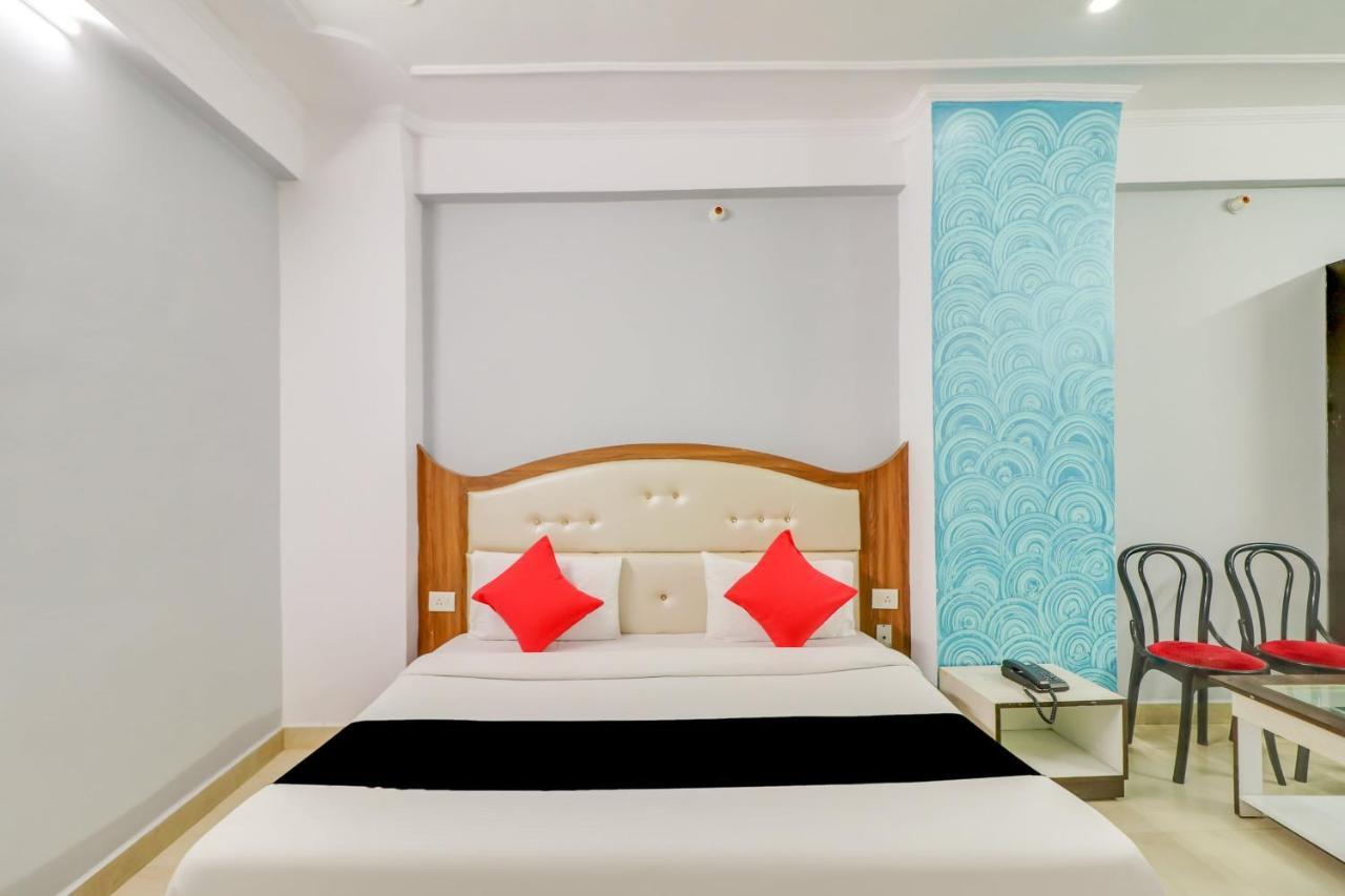 Super Oyo Capital O Heritage House Colonelganj Екстер'єр фото